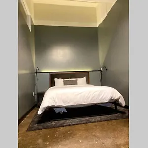 Apartment 3e-*renovated* 5 Min To Upmc Shadyside, Sleeps 6, Pittsburgh
