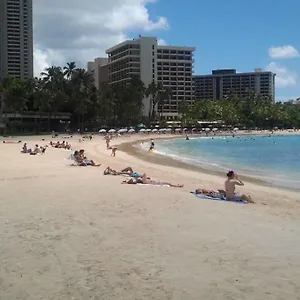 aqua-palms-of-waikiki-412.hotelsinhawaii.org/